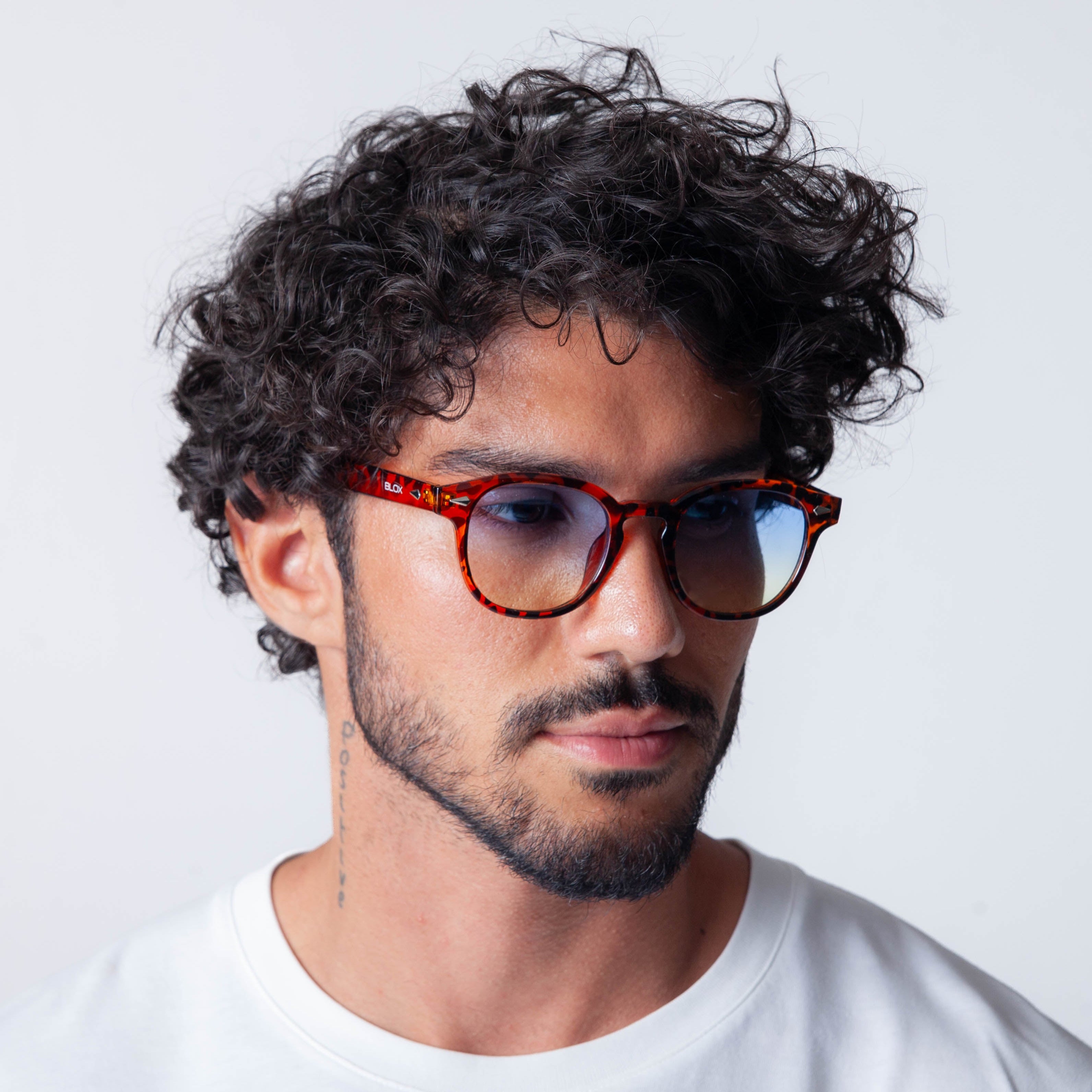 Óculos de Sol JURERÊ BLOX Blox Loja Blox Use Blox Bloxers Óculos de sol Óculos de herdeiro Óculos Óculos lente azul Óculos lente amarela Óculos lente verde Óculos lente vermelha Óculos lente clara Óculos lente colorida Óculos lente escura Óculos lente clarinha Óculos de grau Armação Armação de grau Óculos escuros Acessórios old money Acessórios estilosos Óculos de sol comprar Óculos de sol online Loja Blox reclame aqui Use blox reclame aqui Blox reclame aqui