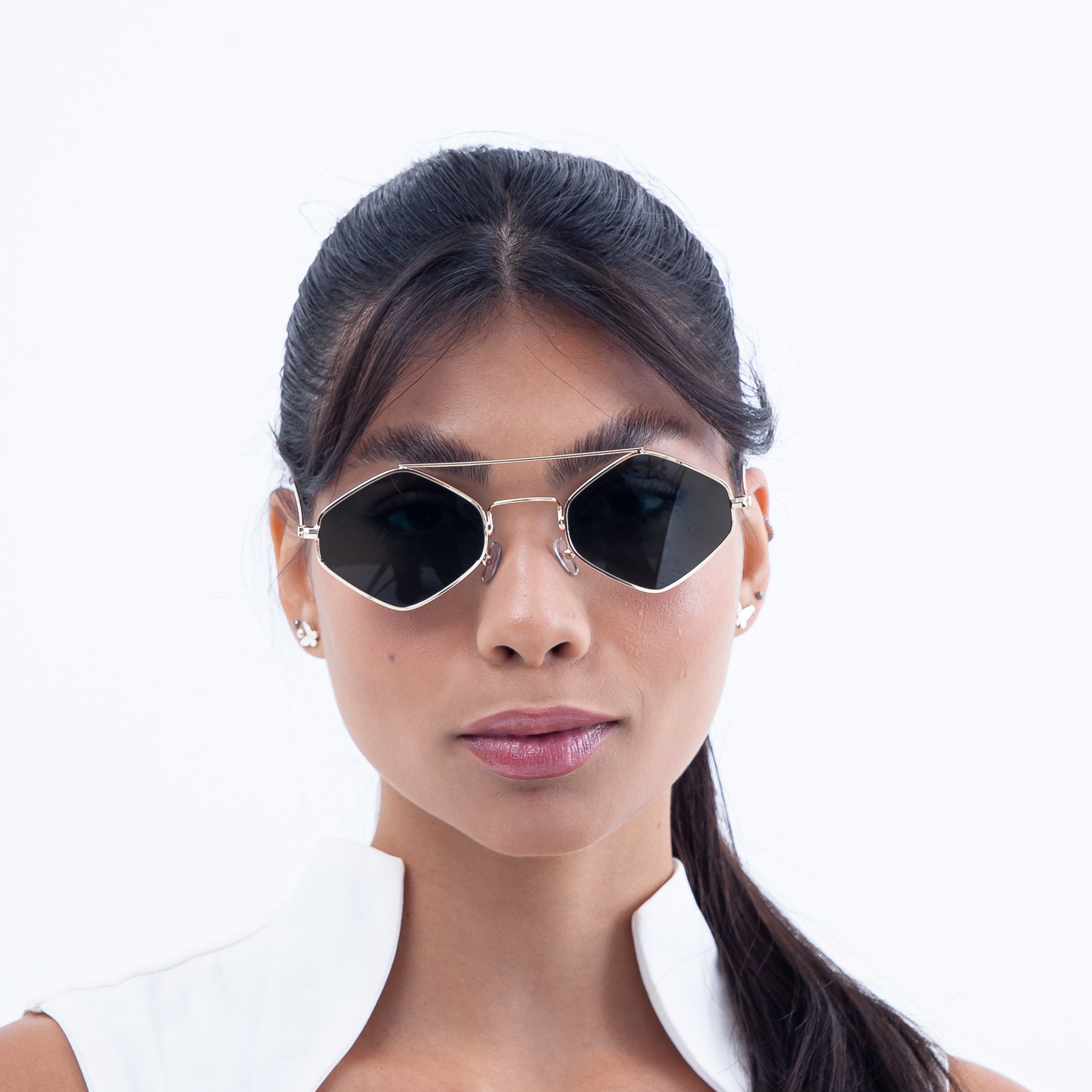 Óculos de Sol BALI BLOX Blox Loja Blox Use Blox Bloxers Óculos de sol Óculos de herdeiro Óculos Óculos lente azul Óculos lente amarela Óculos lente verde Óculos lente vermelha Óculos lente clara Óculos lente colorida Óculos lente escura Óculos lente clarinha Óculos de grau Armação Armação de grau Óculos escuros Acessórios old money Acessórios estilosos Óculos de sol comprar Óculos de sol online Loja Blox reclame aqui Use blox reclame aqui Blox reclame aqui