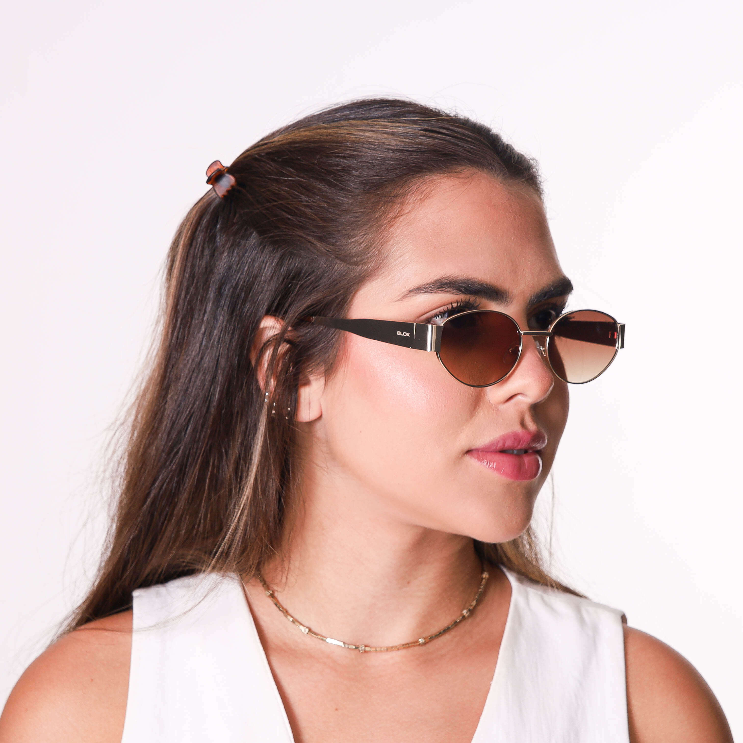 Óculos de Sol TIJUCA BLOX
Blox
Loja Blox
Use Blox
Bloxers
Óculos de sol
Óculos de herdeiro
Óculos
Óculos lente azul
Óculos lente amarela
Óculos lente verde
Óculos lente vermelha
Óculos lente clara
Óculos lente colorida
Óculos lente escura
Óculos lente clarinha
Óculos de grau
Armação
Armação de grau
Óculos escuros
Acessórios old money
Acessórios estilosos
Óculos de sol comprar
Óculos de sol online
Loja Blox reclame aqui
Use blox reclame aqui
Blox reclame aqui